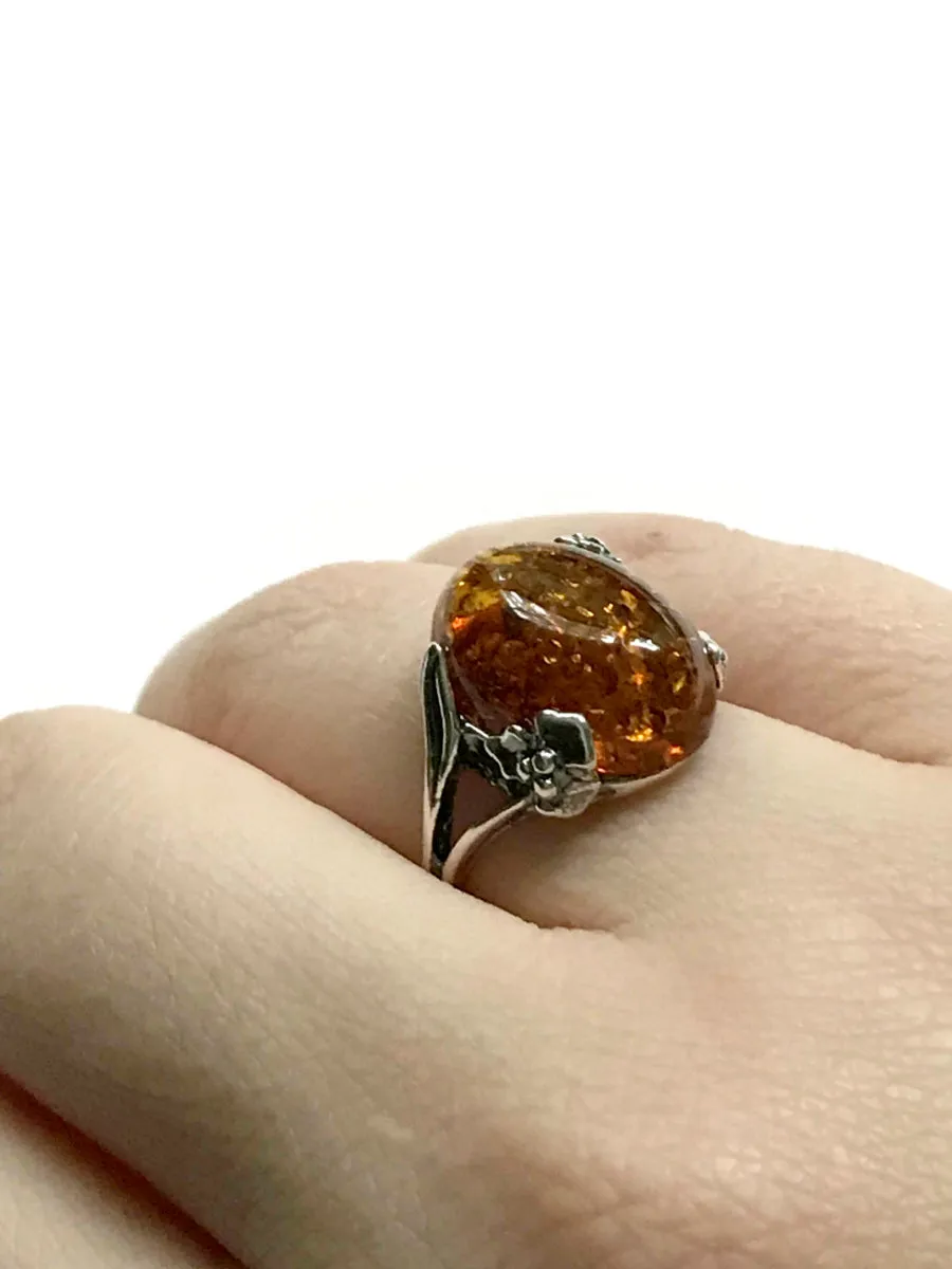 Amber Flower Ring