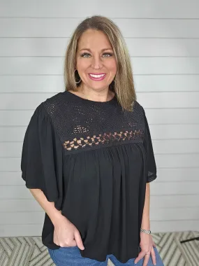 BLACK FLOWY CROCHET LACE YOKE TOP