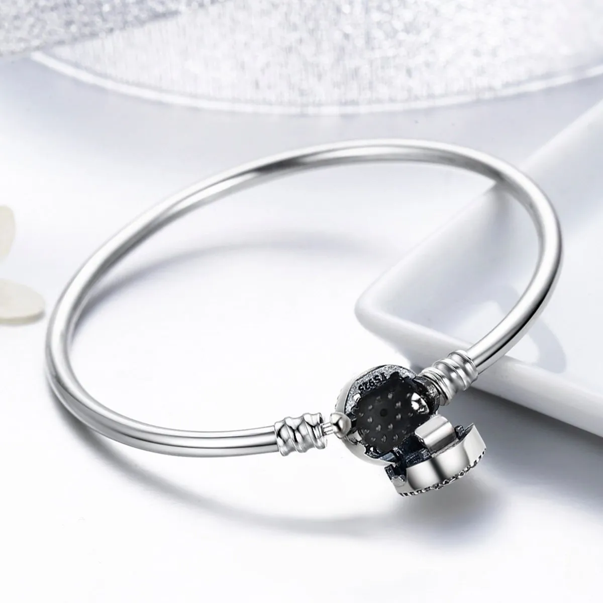 Lucky Eye 925 Sterling Silver Bangle Clasp Bracelet