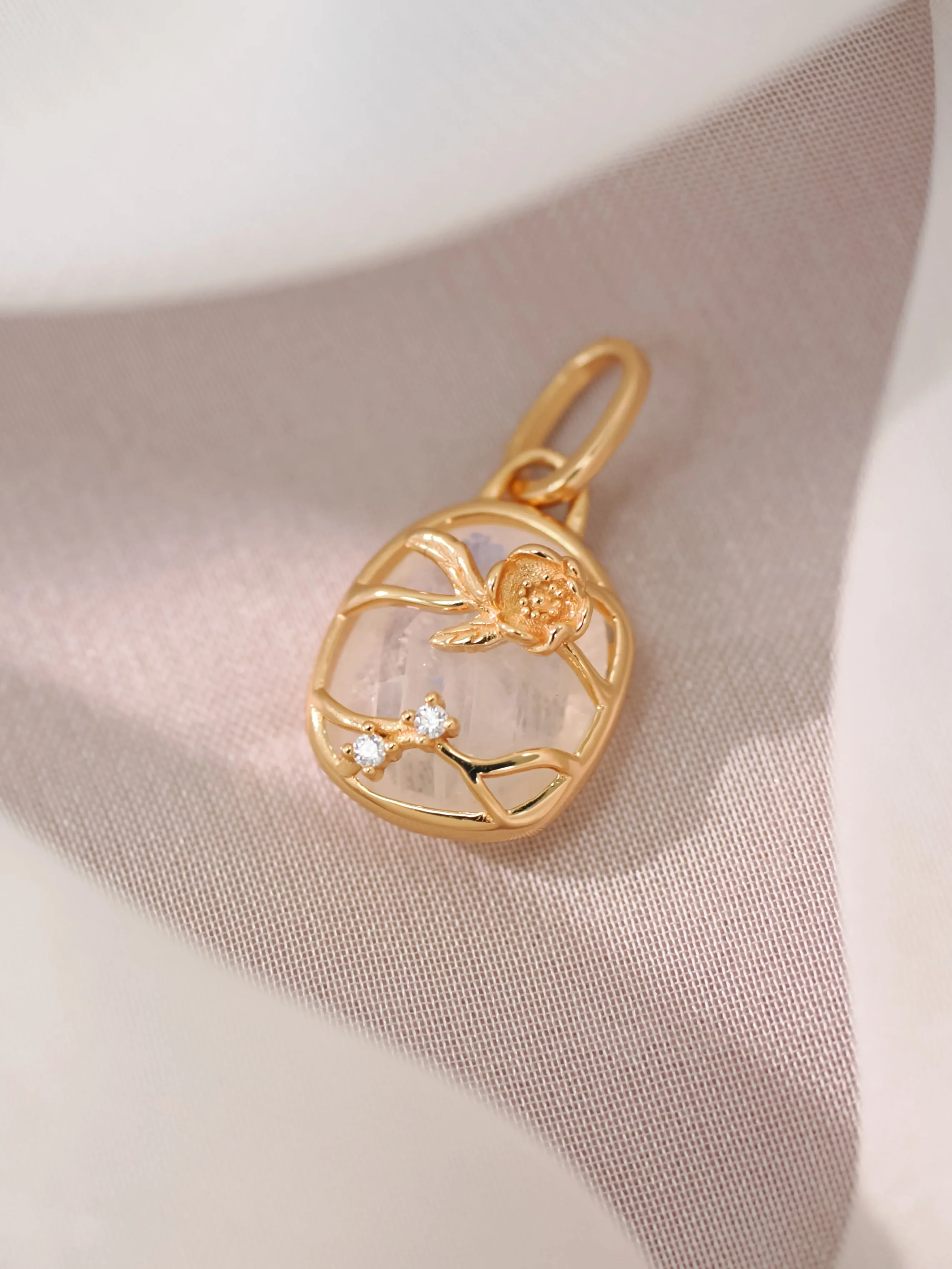 Moonstone Gold Pendant - Poppy