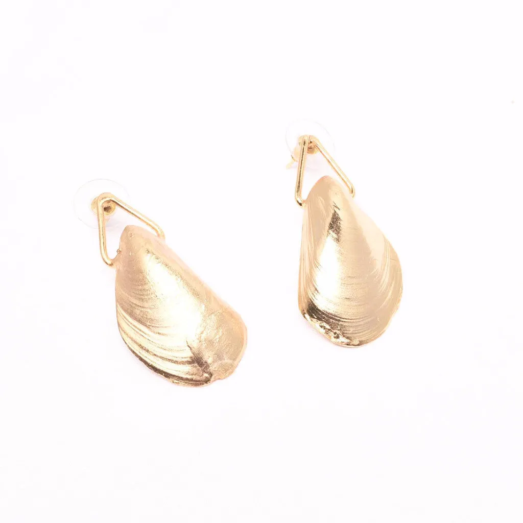 Mussel Earrings