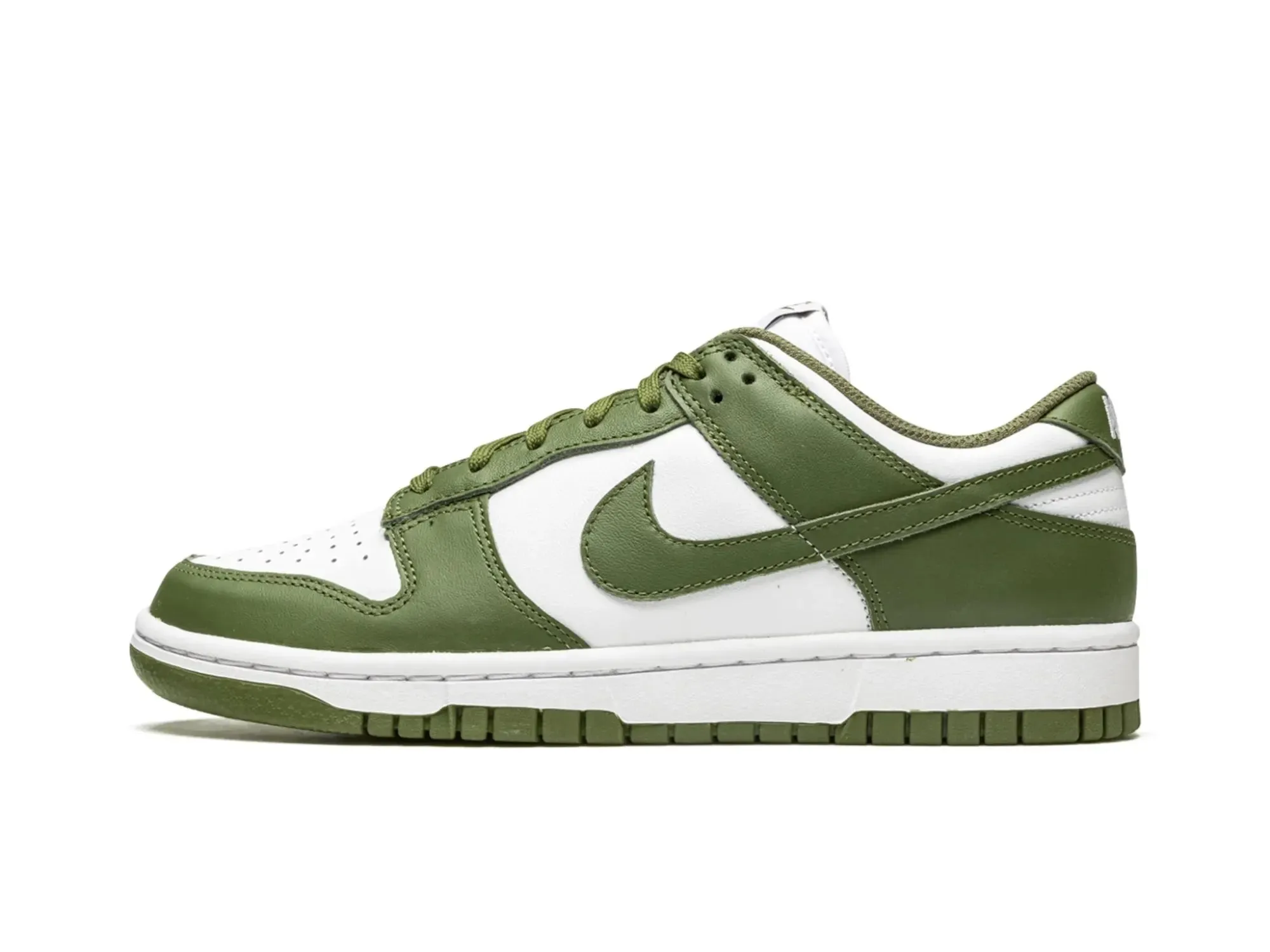 Nike Dunk Low "Medium Olive"