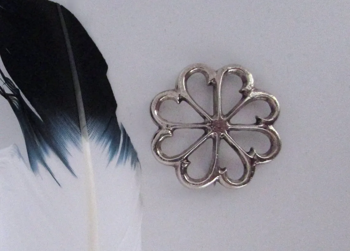 SANDCAST FLOWER Vintage 70s Silver Wheel Floral Brooch / Pin, Native American Navajo