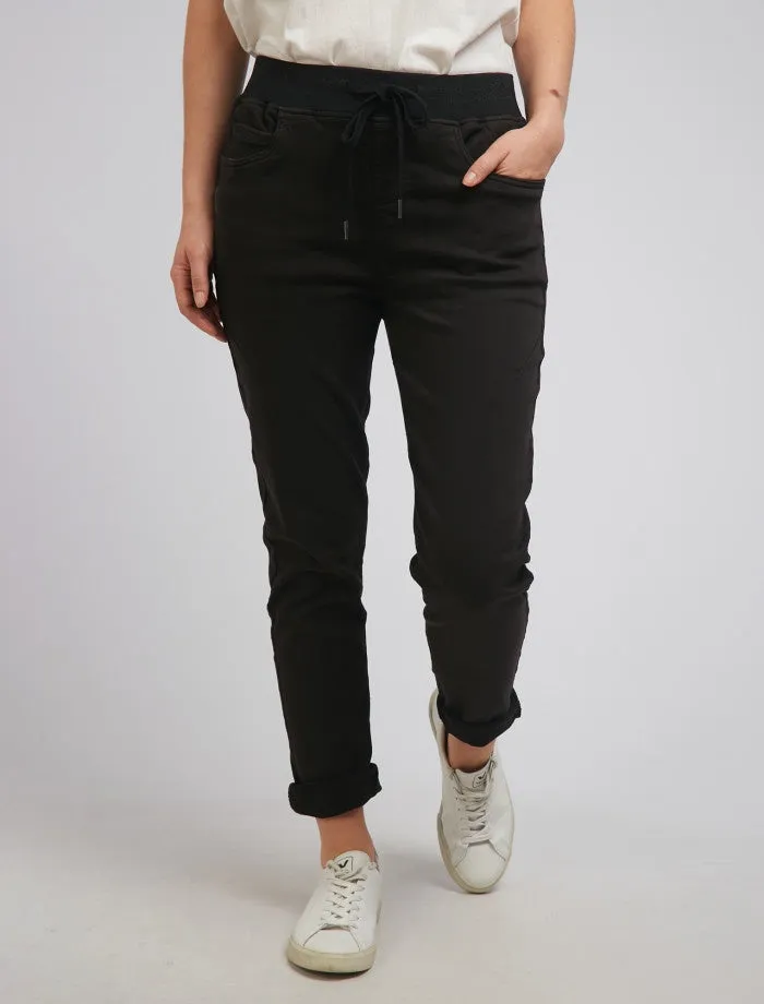 Sylvia Jogger (Black)