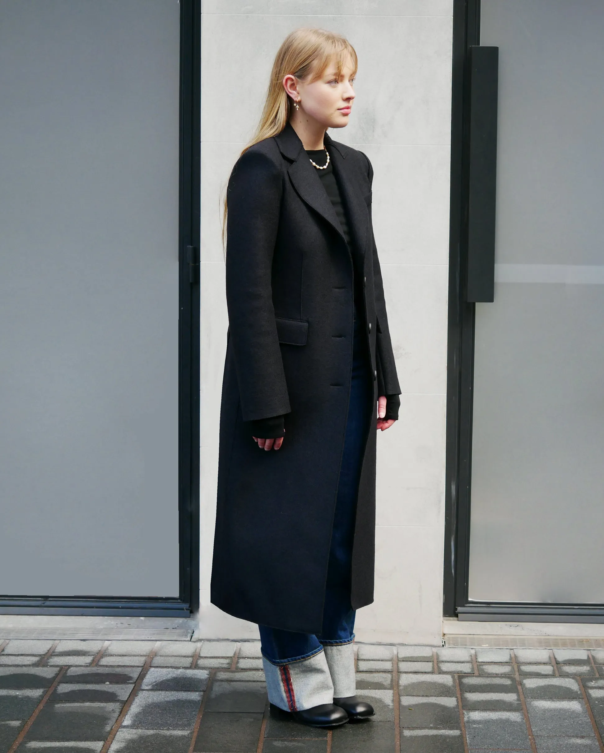 WOMEN S.B. COAT WITH SHOULDER PADS PRESSED WOOL / BLACK